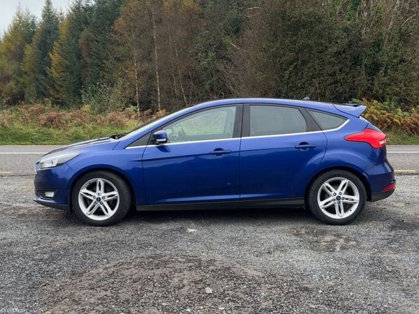 Ford Focus Hatchback, Diesel, 2017, Blue