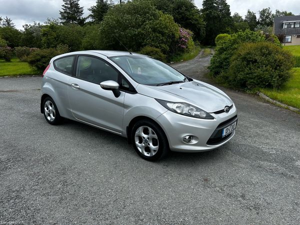 Ford Fiesta Hatchback, Diesel, 2013, Silver