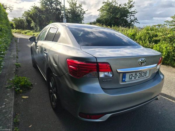 Toyota Avensis Saloon, Diesel, 2012, Grey