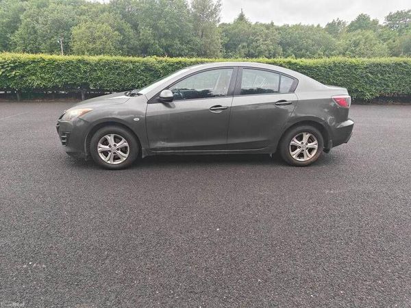 Mazda Mazda3 Saloon, Diesel, 2012, Grey