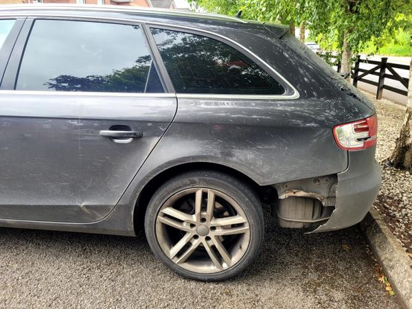 Audi A4 Estate, Diesel, 2011, Grey