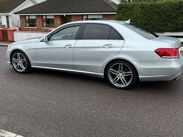 Mercedes-Benz E-Class Saloon, Diesel, 2014, Silver