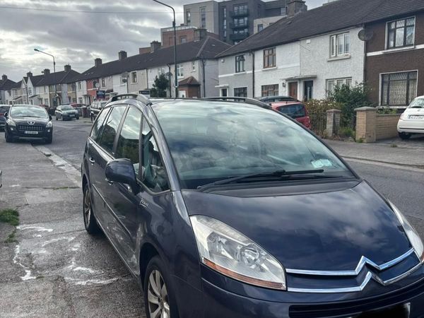 Citroen C4 Hatchback, Diesel, 2010, Purple