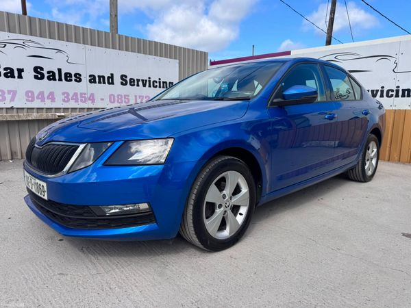 Skoda Octavia Saloon, Diesel, 2019, Blue