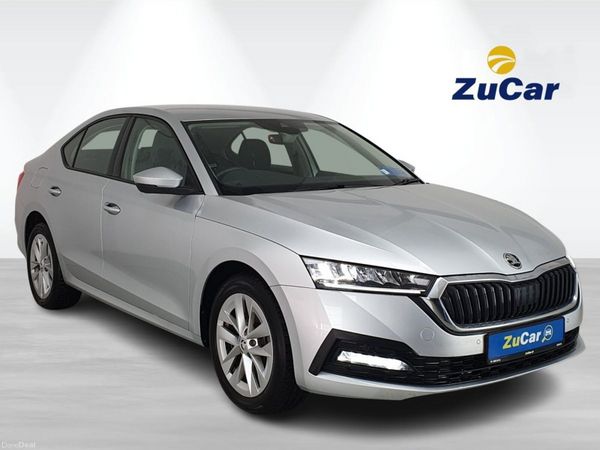Skoda Octavia Hatchback, Petrol Hybrid, 2024, Silver