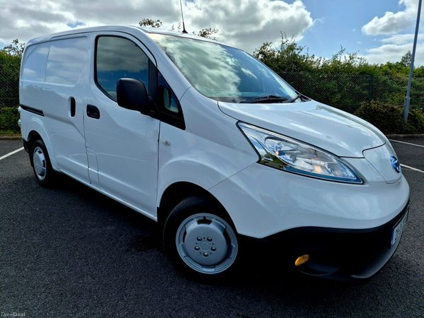 Nissan NV200 Van, Electric, 2021, White