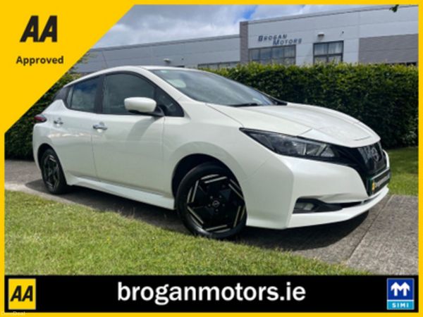 Nissan Leaf Hatchback, Electric, 2022, White