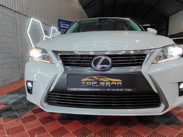 Lexus CT Hatchback, Petrol Hybrid, 2016, White