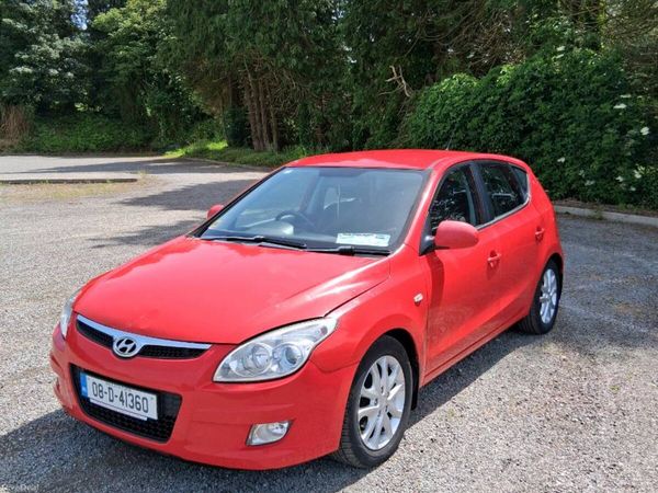 Hyundai i30 Hatchback, Diesel, 2008, Red