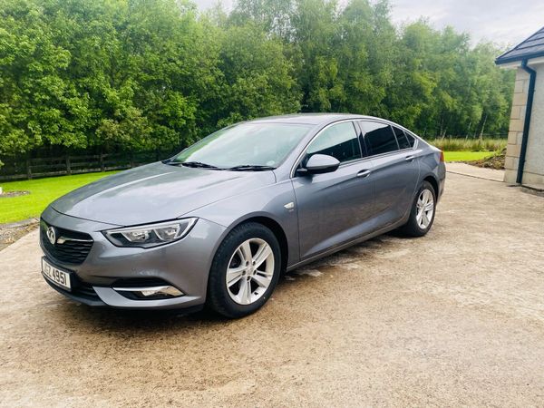 Vauxhall Insignia Hatchback, Petrol, 2018, Grey