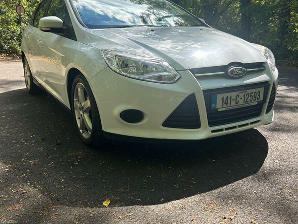 Ford Focus Hatchback, Diesel, 2014, White