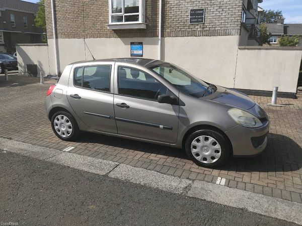 Renault Clio Hatchback, Ethanol Petrol, 2008, Gold