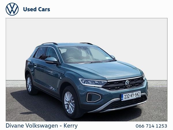 Volkswagen T-Roc SUV, Diesel, 2023, Blue
