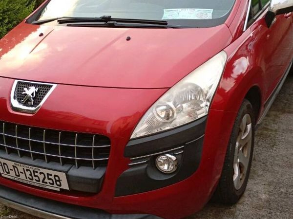 Peugeot 3008 MPV, Diesel, 2010, Red