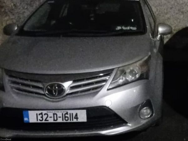 Toyota Avensis Estate, Diesel, 2013, Silver