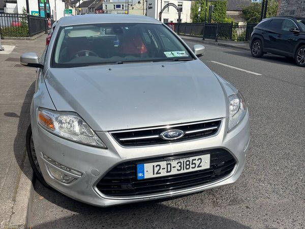 Ford Mondeo Hatchback, Diesel, 2012, Silver