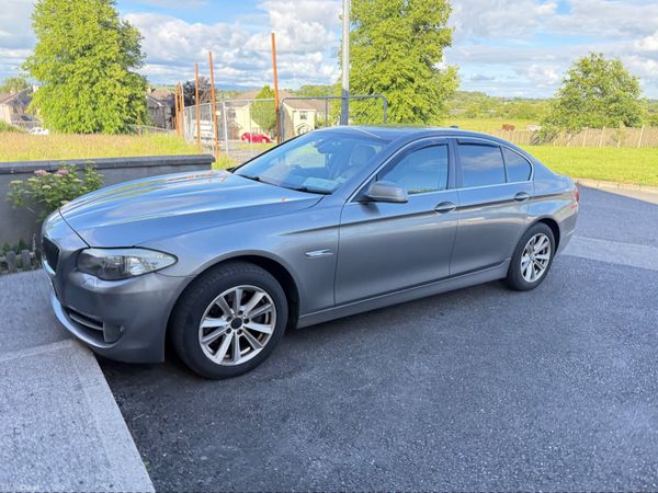BMW 5-Series Saloon, Diesel, 2011, Grey