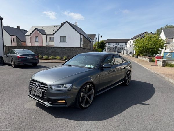 Audi A4 Saloon, Diesel, 2012, Grey