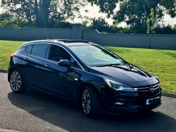 Opel Astra Hatchback, Petrol, 2019, Blue