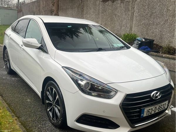 Hyundai i40 Saloon, Diesel, 2015, White