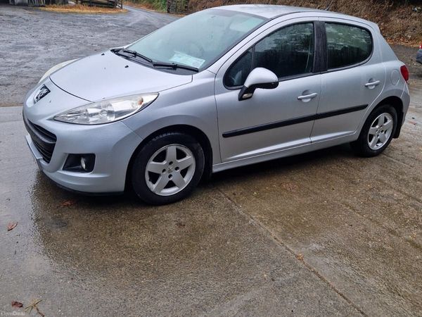 Peugeot 207 Hatchback, Diesel, 2011, Grey