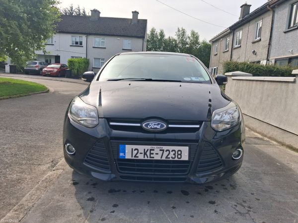 Ford Focus Hatchback, Petrol, 2012, Black
