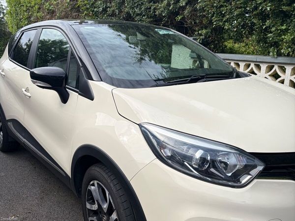 Renault Captur Hatchback, Diesel, 2019, White