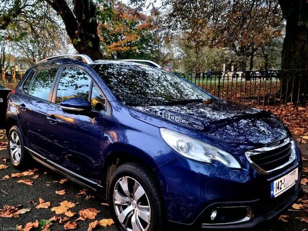 Peugeot 2008 Hatchback, Petrol, 2014, Blue