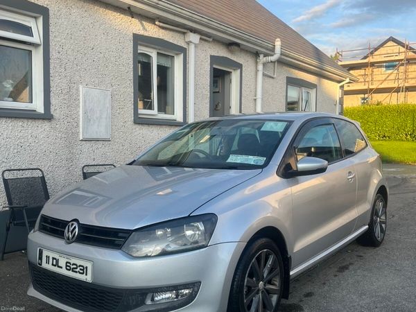 Volkswagen Polo Hatchback, Petrol, 2011, Silver