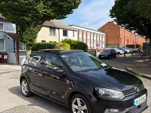 Volkswagen Polo Hatchback, Petrol, 2016, Black