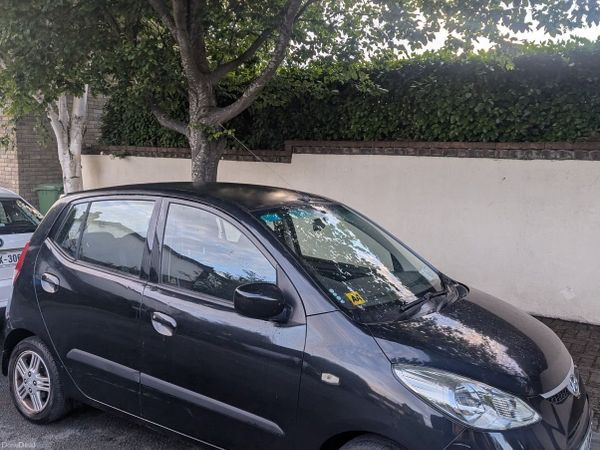 Hyundai i10 Hatchback, Petrol, 2011, Black