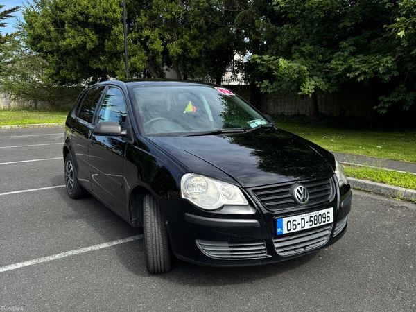 Volkswagen Polo Hatchback, Petrol, 2006, Black