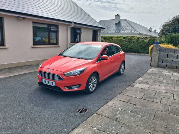 Ford Focus Hatchback, Diesel, 2018, Red