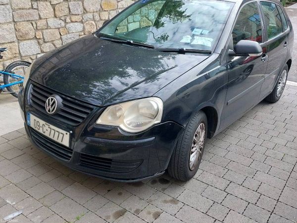 Volkswagen Polo Hatchback, Petrol, 2009, Black