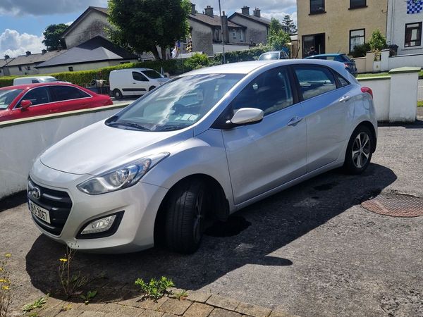 Hyundai i30 Hatchback, Diesel, 2015, Silver