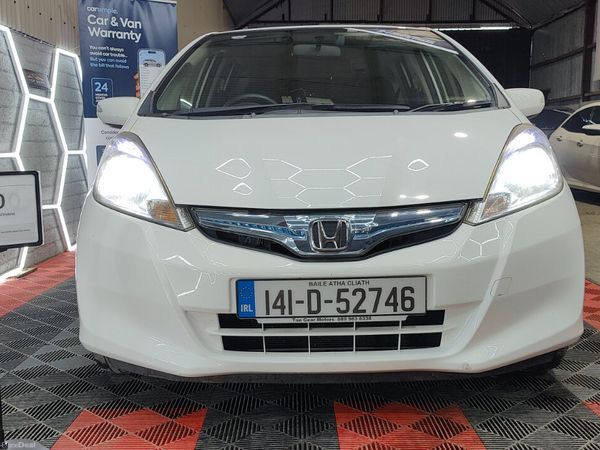 Honda Fit Hatchback, Petrol Hybrid, 2014, White