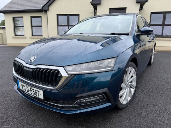 Skoda Octavia Saloon, Diesel, 2021, Blue