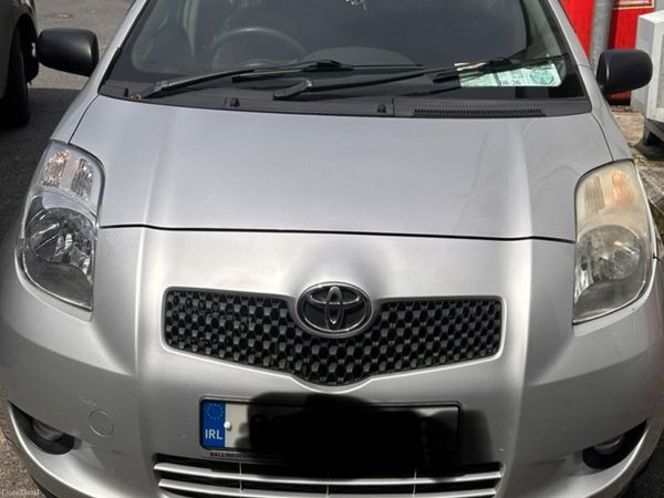 Toyota Yaris Hatchback, Petrol, 2008, Silver