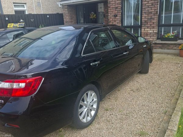 Toyota Camry Saloon, Petrol Hybrid, 2013, Black
