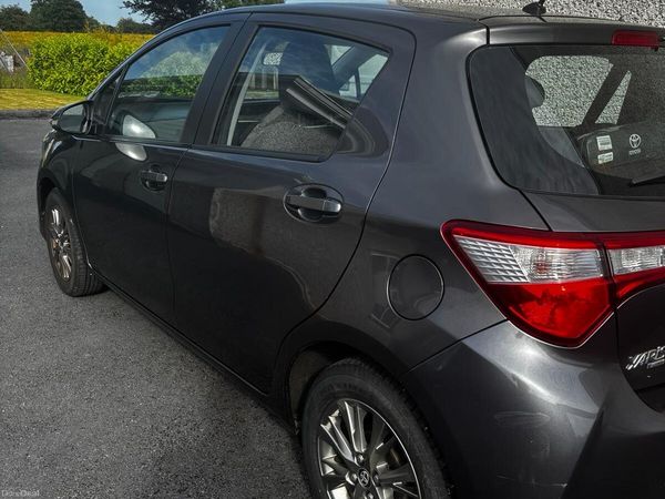 Toyota Yaris MPV, Petrol, 2019, Grey