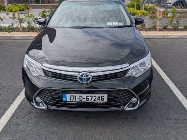 Toyota Camry Saloon, Petrol Hybrid, 2017, Black
