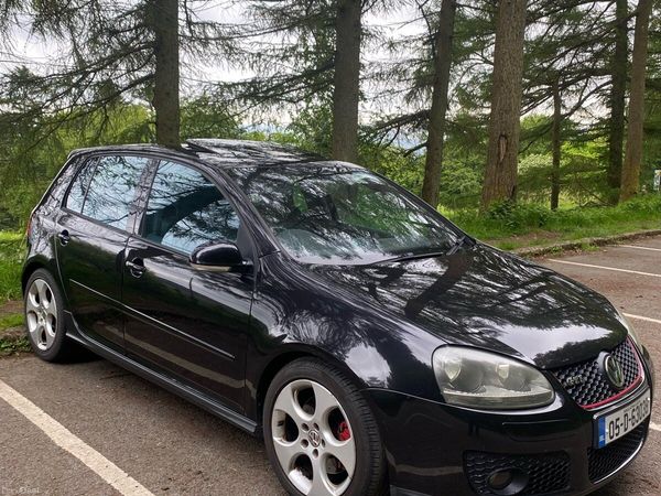 Volkswagen Golf Hatchback, Petrol, 2005, Black
