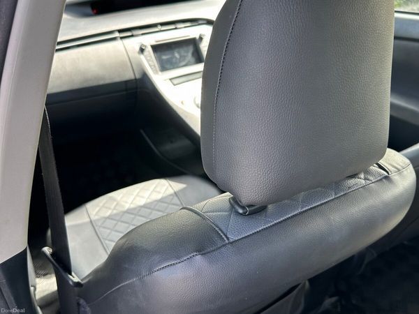 Toyota Prius Hatchback, Petrol Hybrid, 2013, Silver