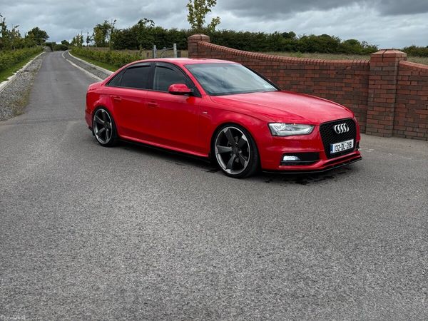 Audi A4 Saloon, Diesel, 2013, Red