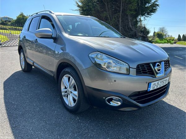 Nissan Qashqai Hatchback, Diesel, 2012, Grey