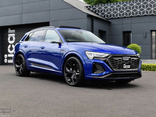 Audi Q8 SUV, Electric, 2023, Blue