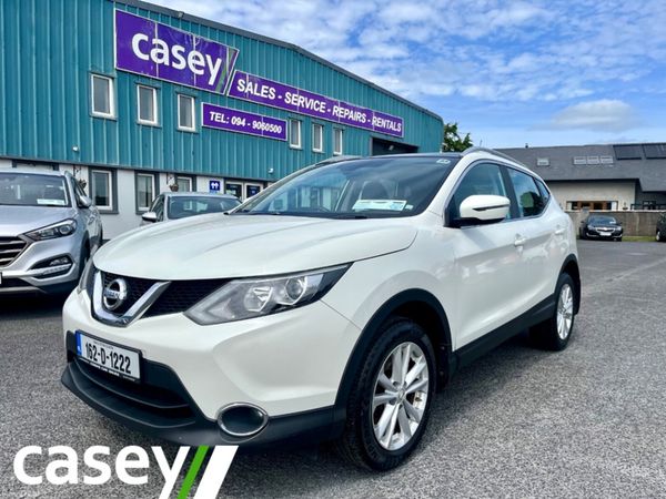 Nissan Qashqai MPV, Petrol, 2016, White