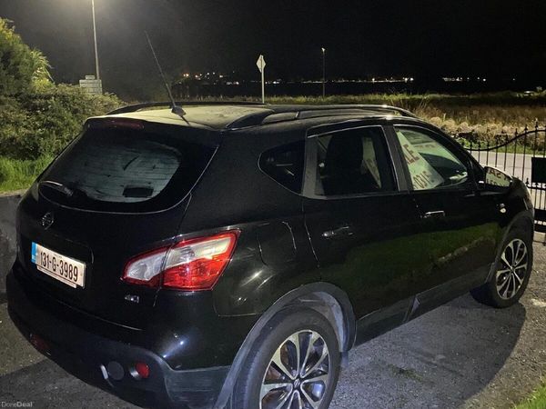Nissan Qashqai Hatchback, Diesel, 2013, Black