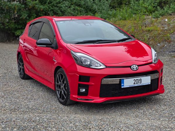 Toyota Aqua Hatchback, Petrol Hybrid, 2019, Red