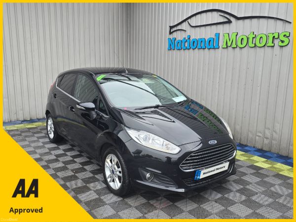 Ford Fiesta Hatchback, Petrol, 2017, Black